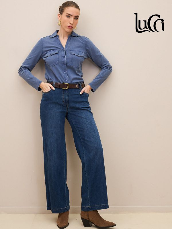 ג’ינס רגל מתרחבת וחגורה