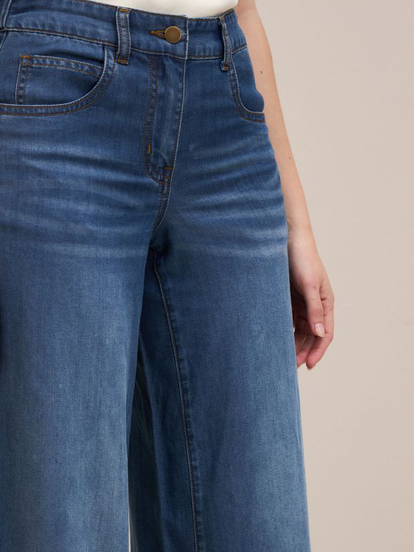 מכנסי ג’ינס