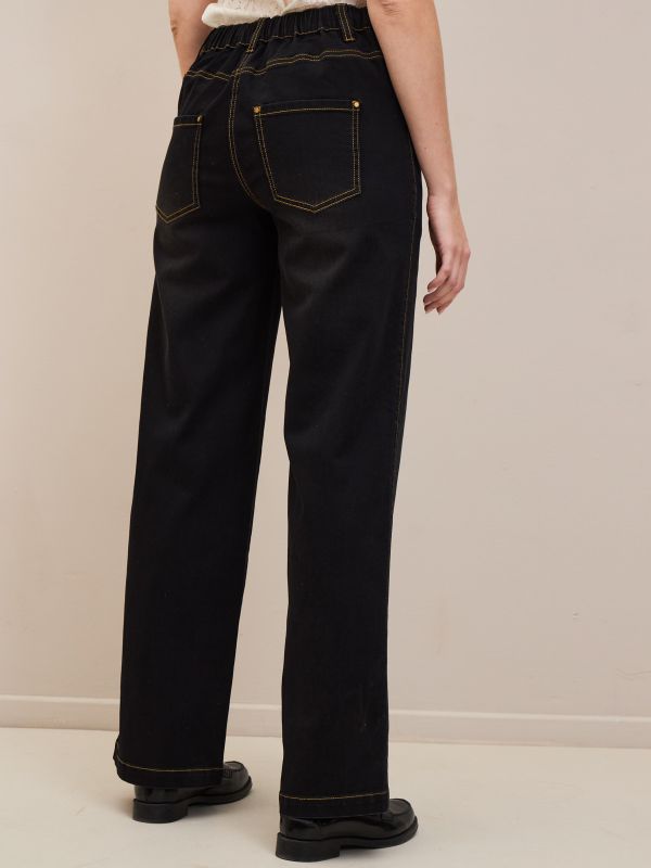 מכנסי ג’ינס