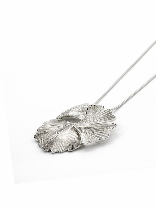 שרשרת מתכת תליון פרח