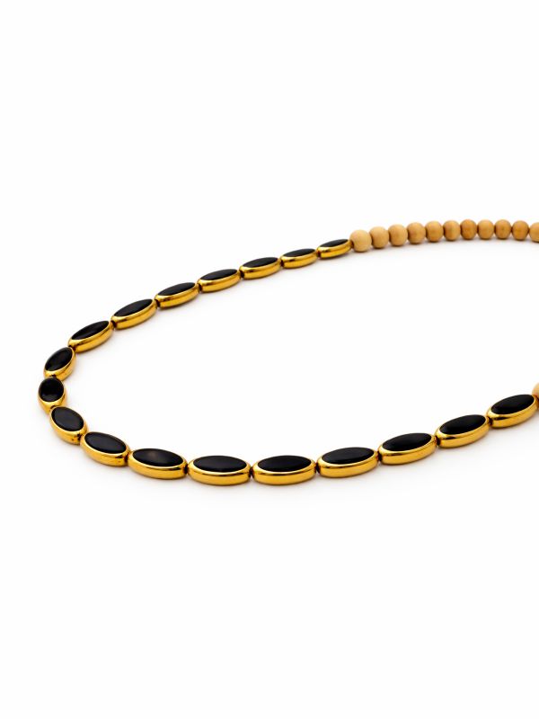 שרשרת עץ וחרוזים שקופים