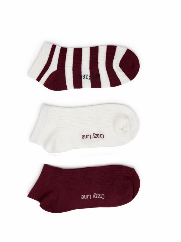 שלישיית גרביים פסים