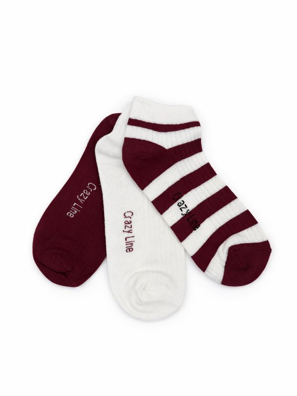 שלישיית גרביים פסים