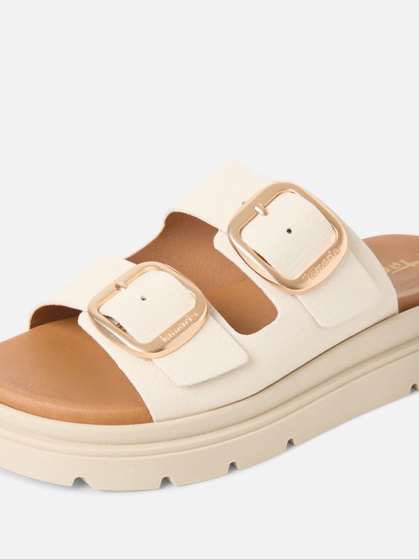 כפכפי נוחות מעור בעיצוב נקי ואופנתי. תמריס TAMARIS.