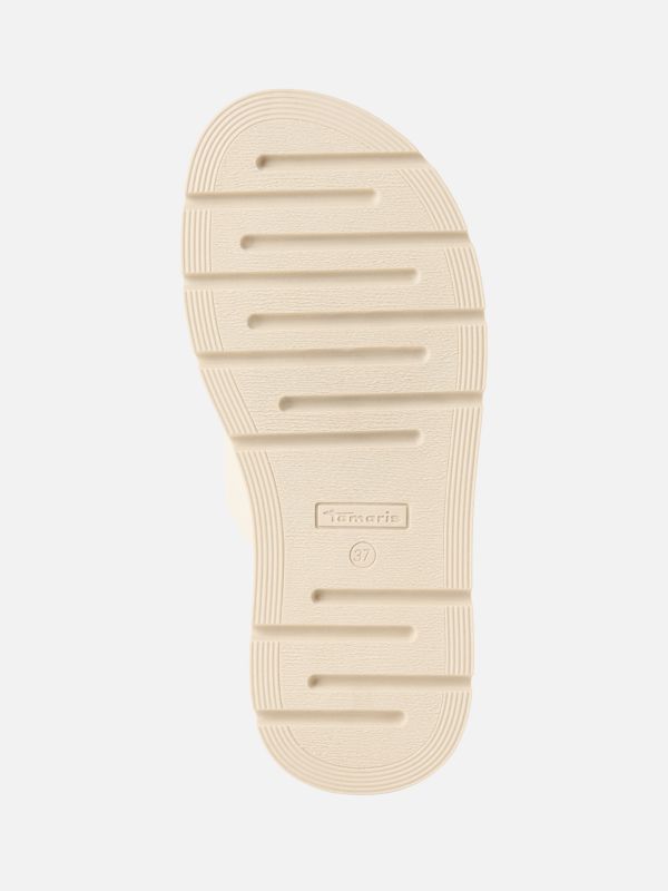 כפכפי נוחות מעור בעיצוב נקי ואופנתי. תמריס TAMARIS.