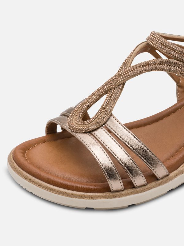 סנדל בעיצוב אלגנטי עדין. צבע ברונזה זוהר. מדרס נוחות. תמריס TAMARIS.