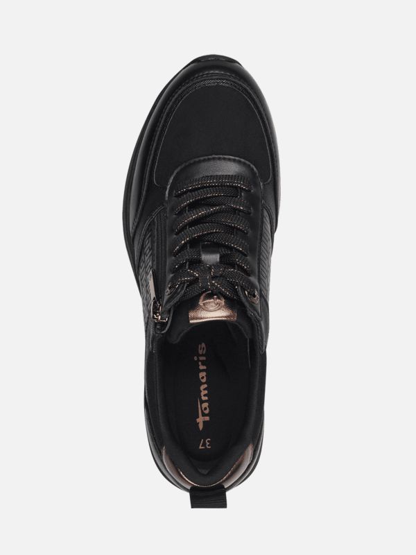 סניקרס שחור בעיטור ברונזה עם רוכסן וסוליה מוגבהת. תמריס TAMARIS.